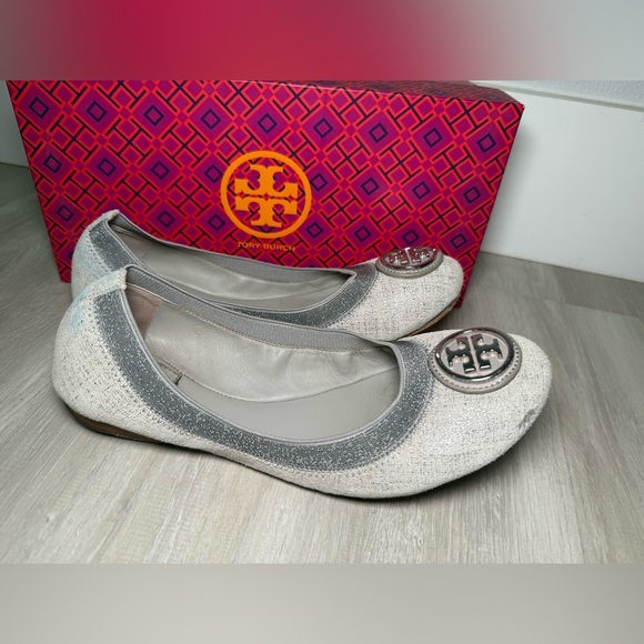 Tory Burch Caroline 2 Metallic Gray Suede Flats Women's Size 8M - Picture 8 of 11